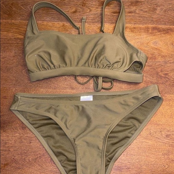 Target Bikini - Picture 1 of 1